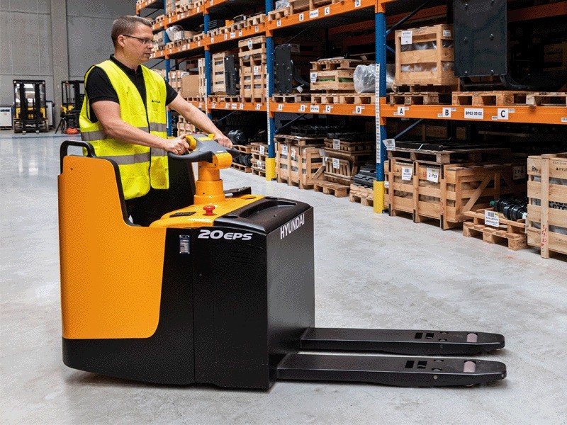 Electric Pallet Truck (EPT) 1 Day Course